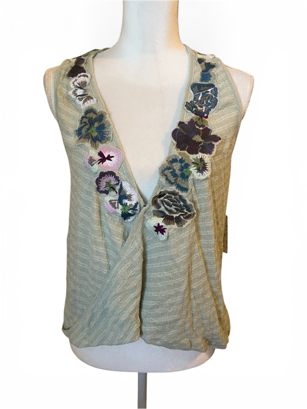 Free People Cream Tank with Multicolor Floral Appliqué P2P 18in
